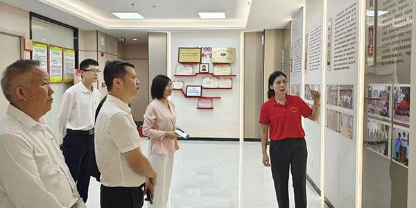 成人直播
推动流动党员党纪学习教育   流而有学  学而有获