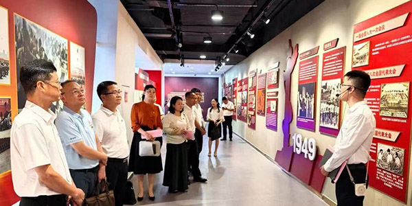 成人直播
召开区委两新工委工作暨“双同步”工作推进会议  跑好基层社工部“第一棒”